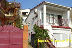 Частный сектор «Арина». Орджоникидзе, пер. Цветочный, 3а