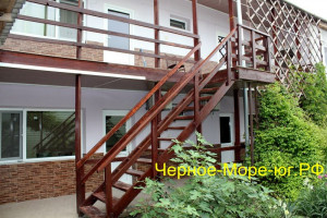 Частный сектор «Уютный» в Черноморском по ул. Почтовая, 37/1