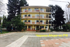 База отдыха «Меридиан» в Лазаревском, ул. Калараш, 2/б