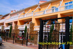 Гостевой дом «Лазурный берег» в Алуште